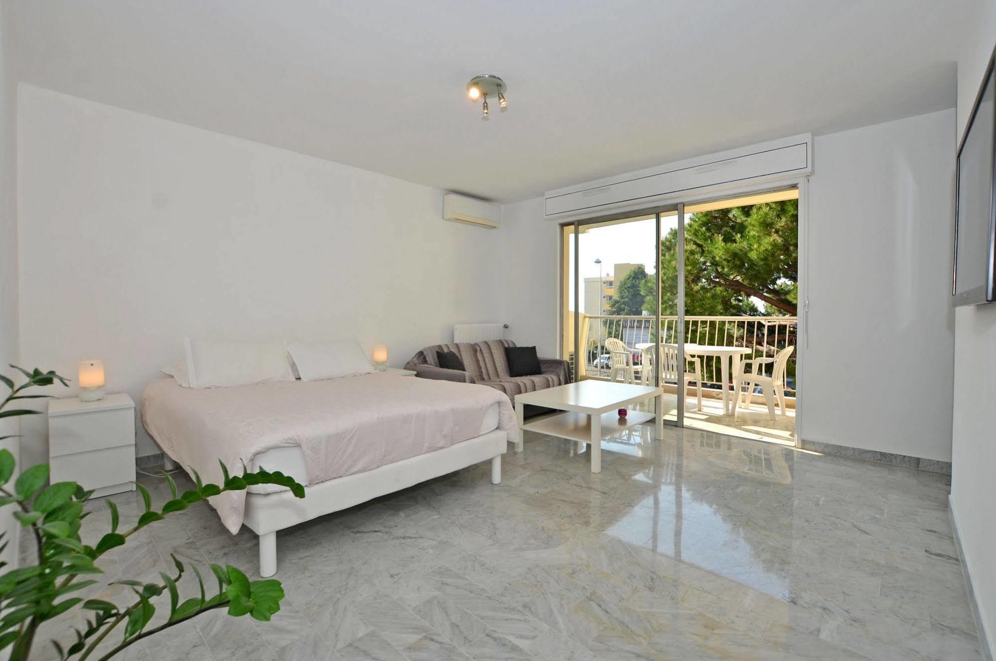 Apartament Azur 3000 Saint-Laurent-du-Var Zewnętrze zdjęcie
