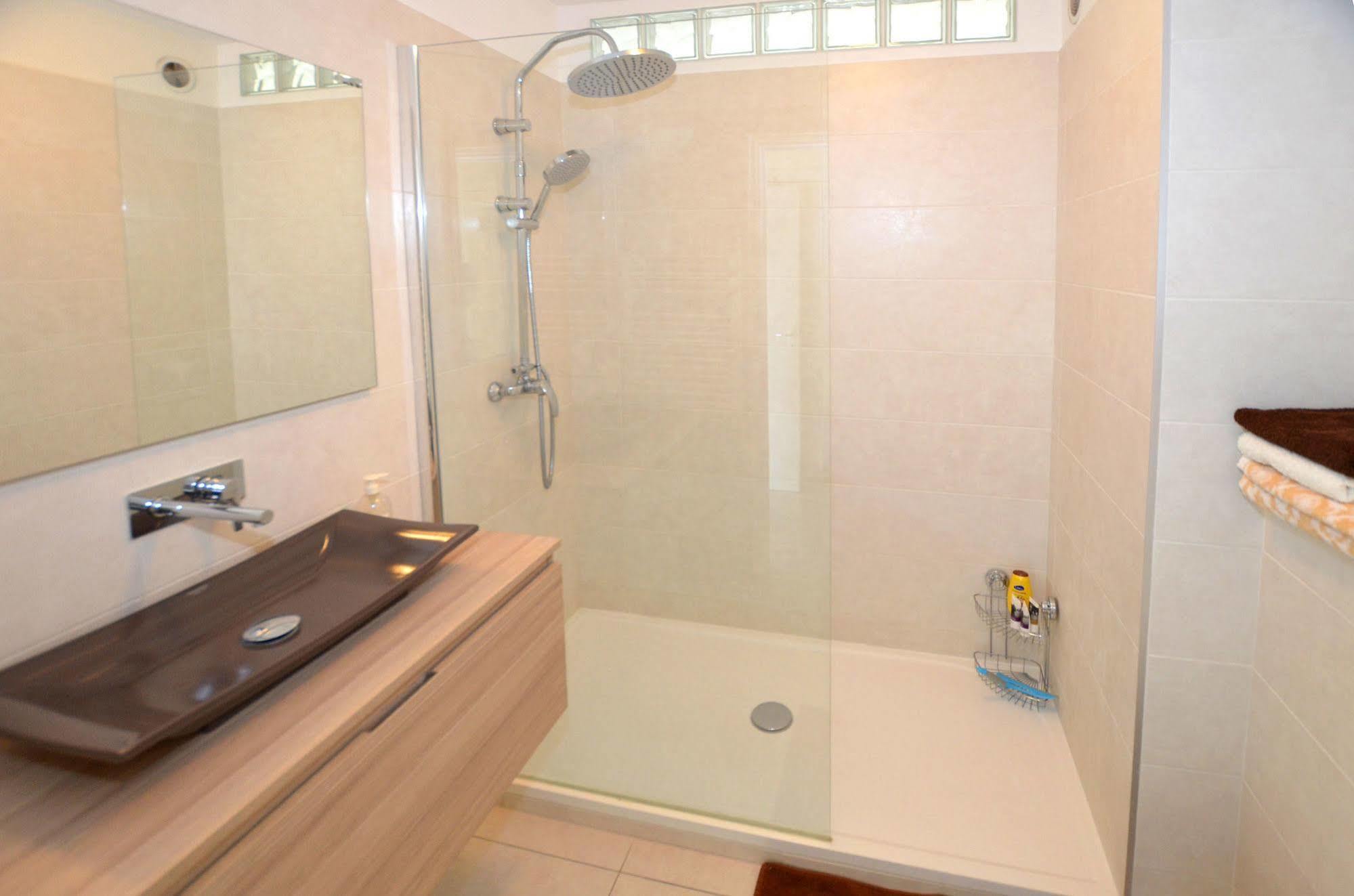 Apartament Azur 3000 Saint-Laurent-du-Var Zewnętrze zdjęcie